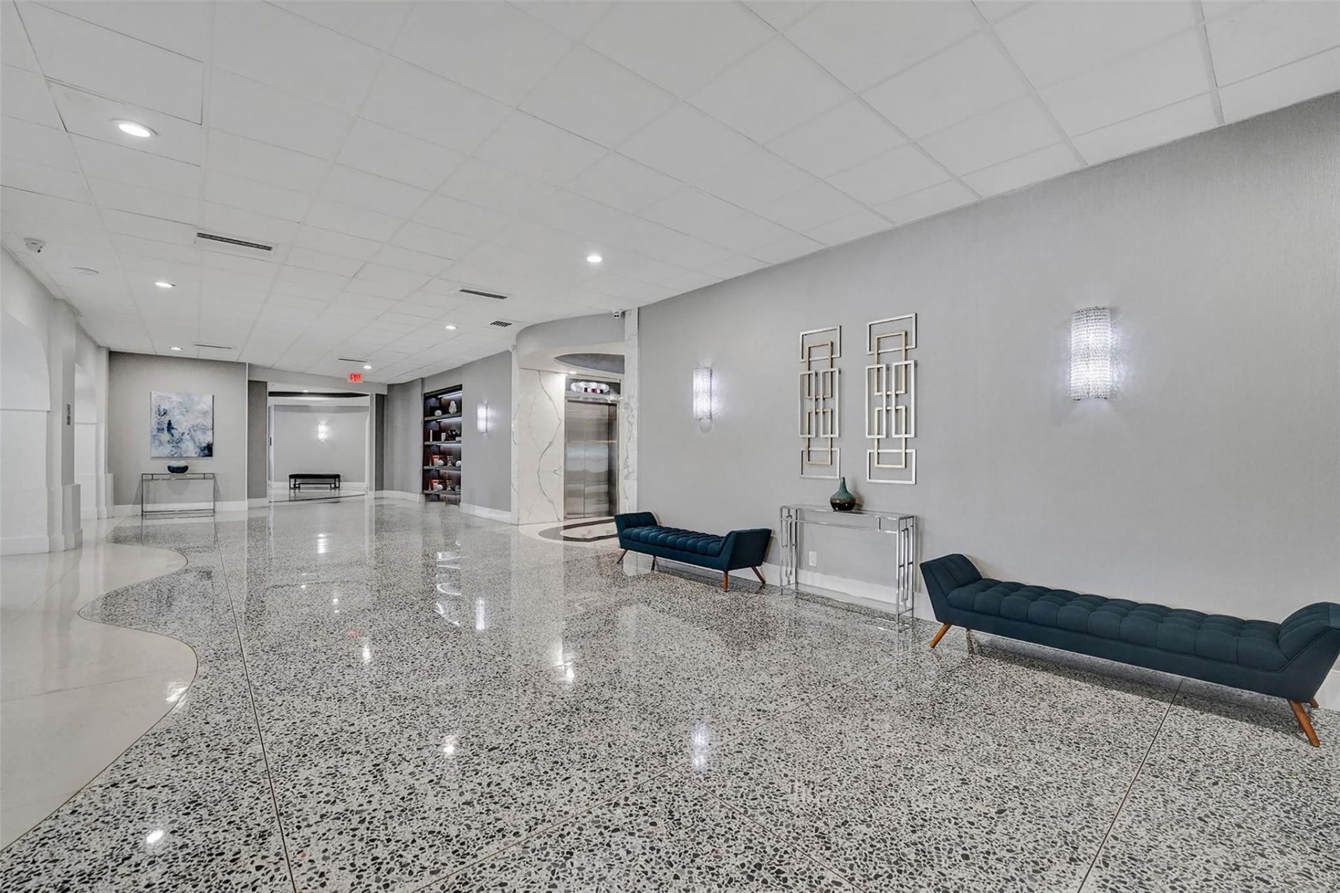 3140 S Ocean Drive, Unit 2206, Hallandale Beach, FL 33009 Photo