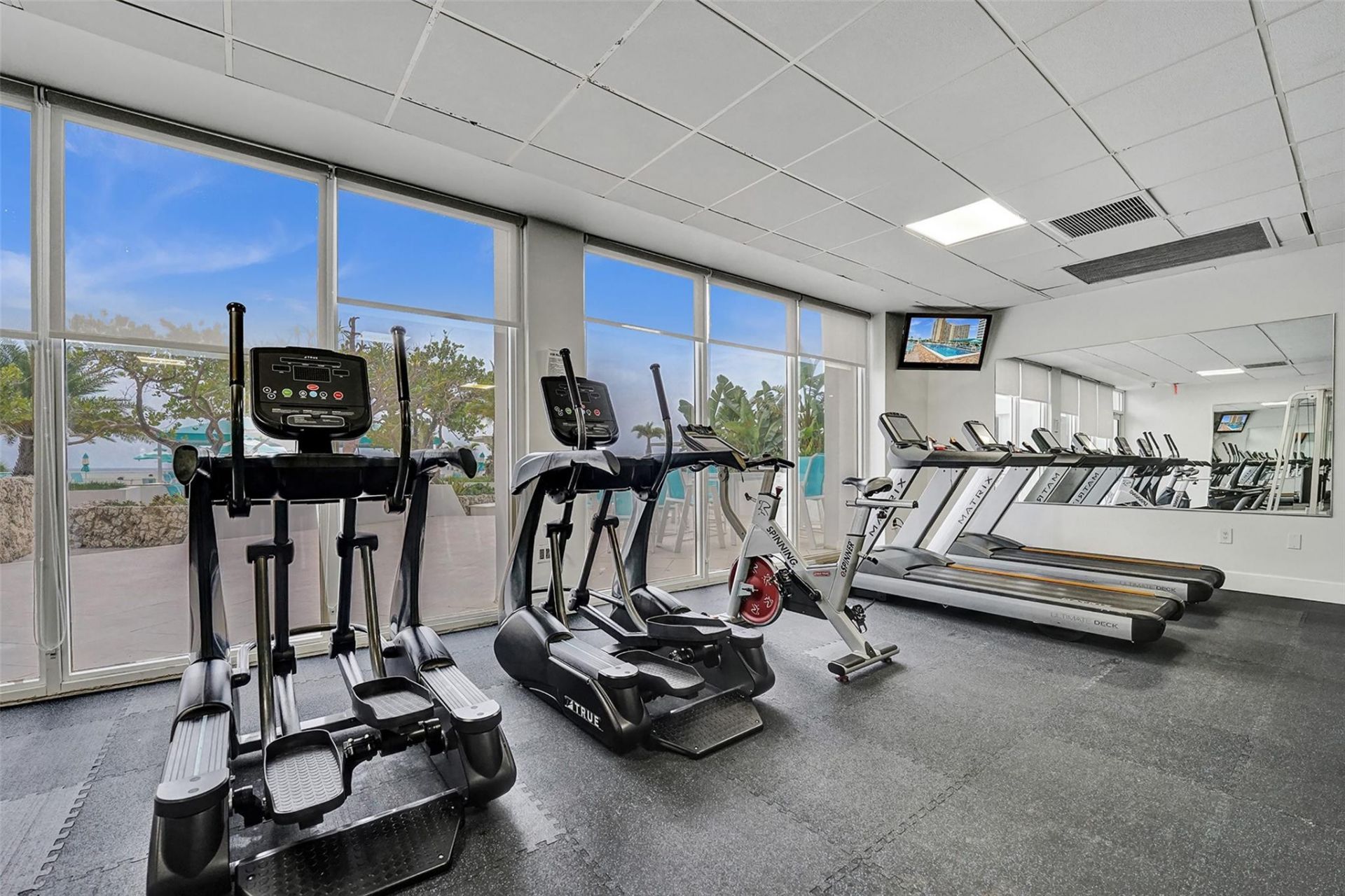 3140 S Ocean Drive, Unit 2206, Hallandale Beach, FL 33009 Photo