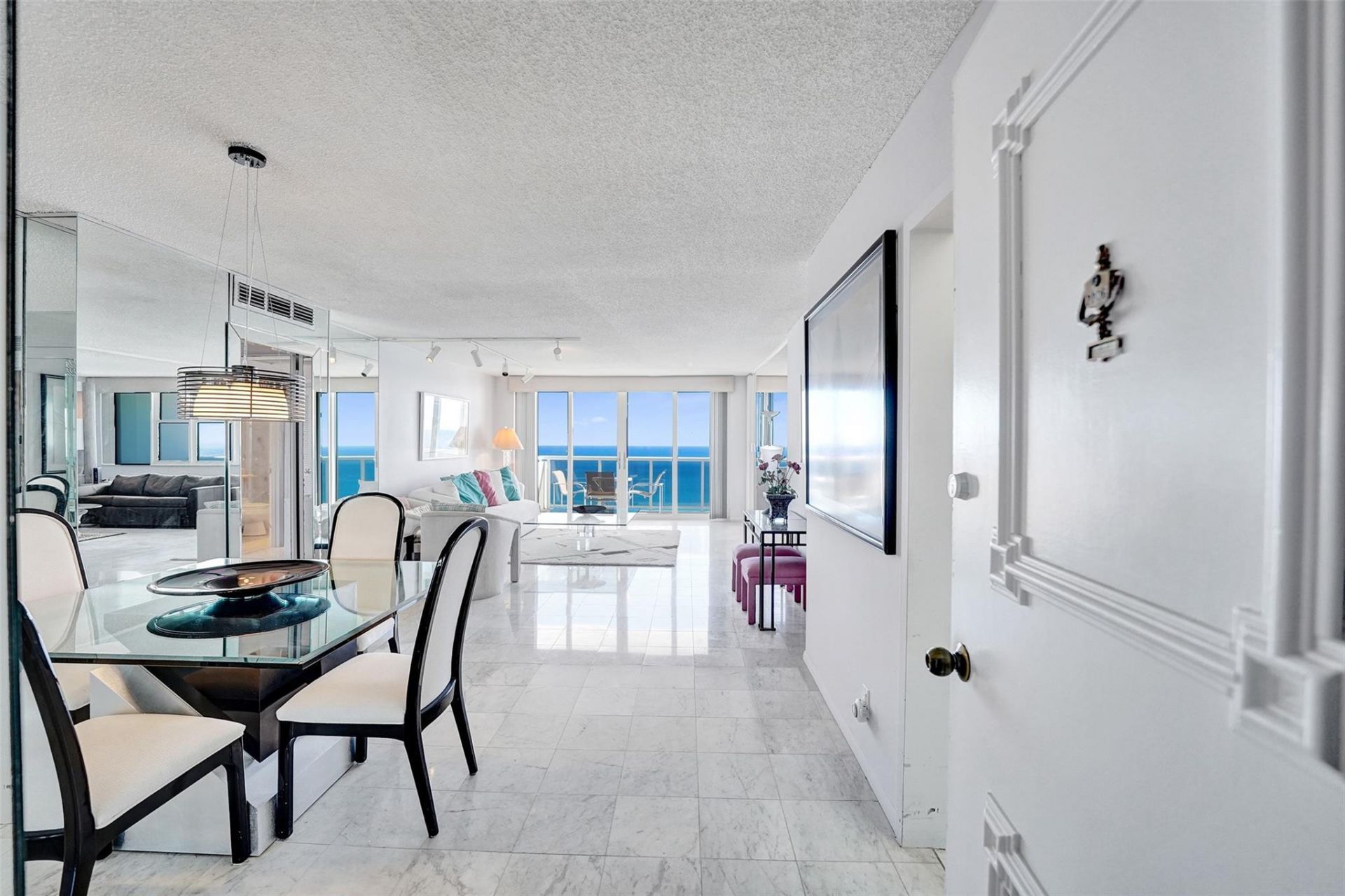 3140 S Ocean Drive, Unit 2206, Hallandale Beach, FL 33009 Photo