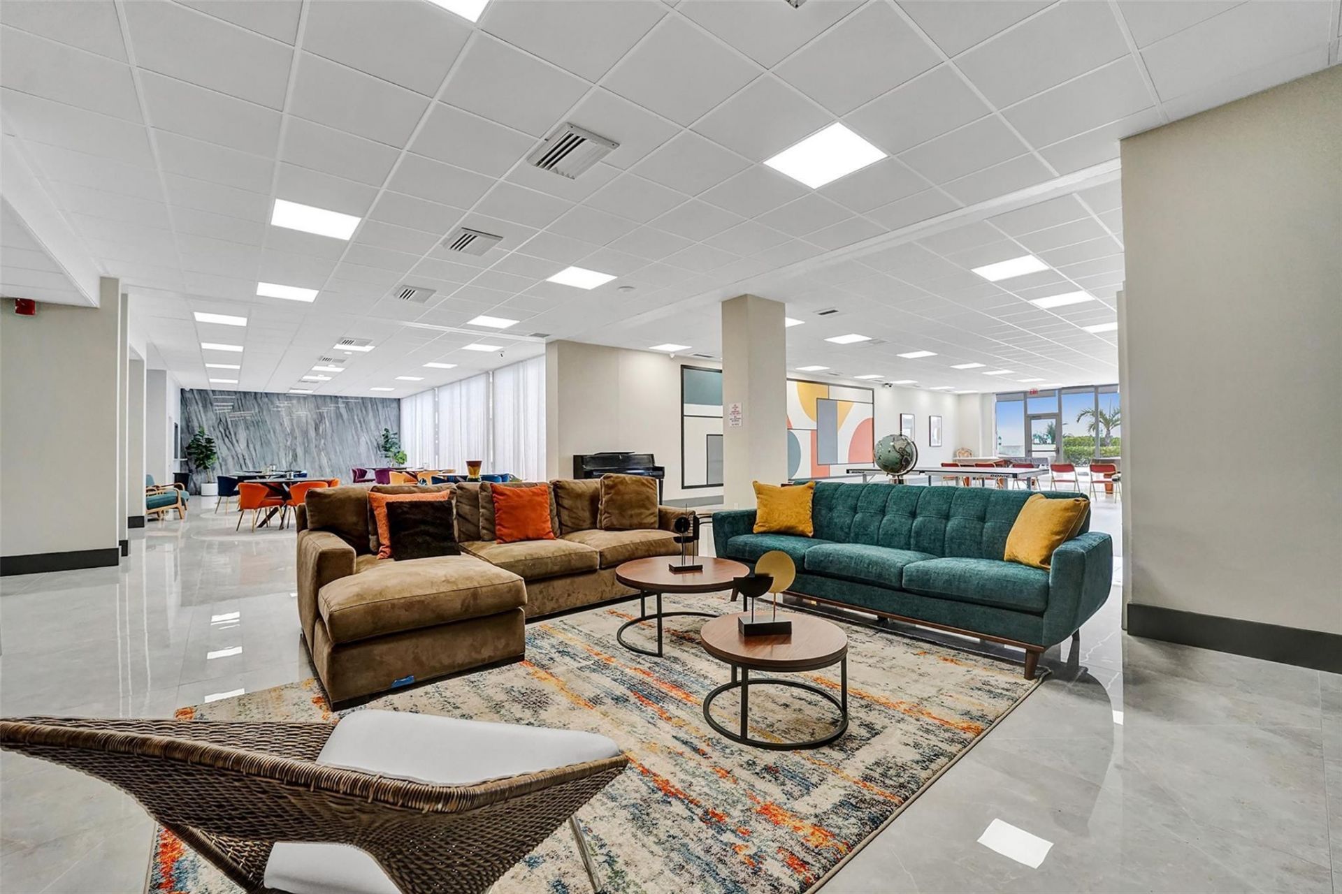 3140 S Ocean Drive, Unit 2206, Hallandale Beach, FL 33009 Photo