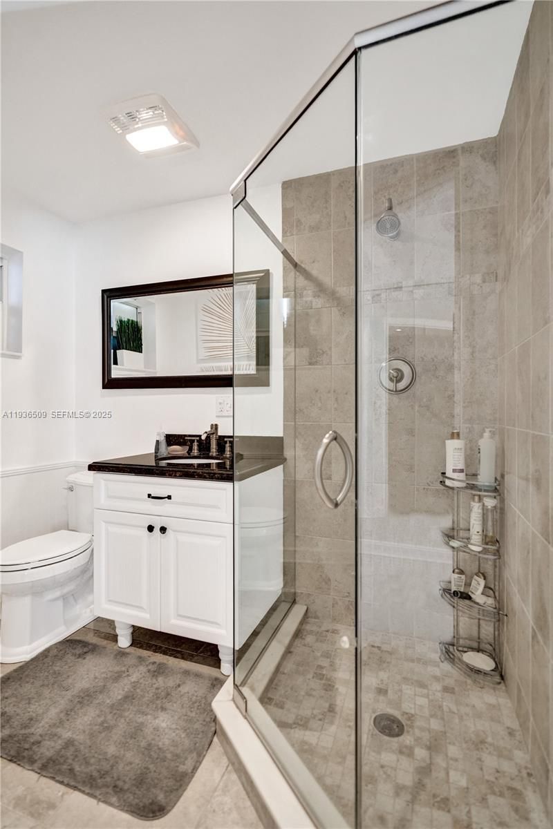 2600 Diana Dr , Unit 104, Hallandale Beach, FL 33009 Photo