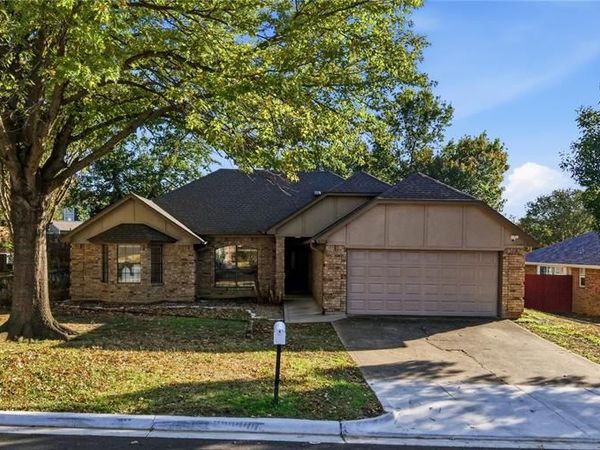 6716 Inwood Drive, North Richland Hills, TX 76182
