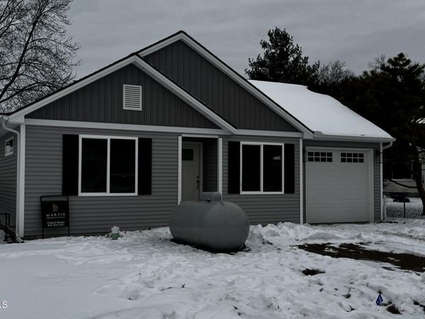 1926 Meadowlark Avenue, Toledo, OH 43614