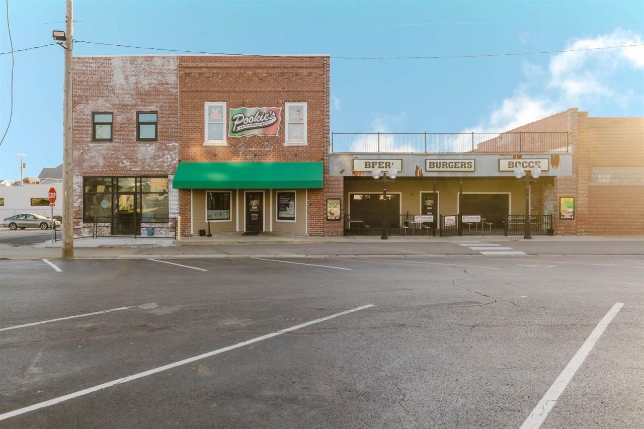 109 N Madison Street, Marion, IL 62959