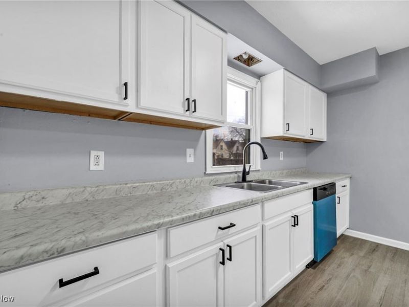 2153 W 106th Street, Cleveland, OH 44102 Photo 15