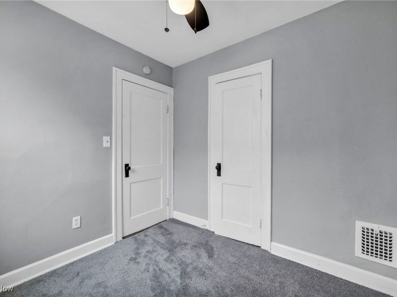 2153 W 106th Street, Cleveland, OH 44102 Photo 24