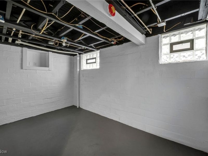 2153 W 106th Street, Cleveland, OH 44102 Photo 29