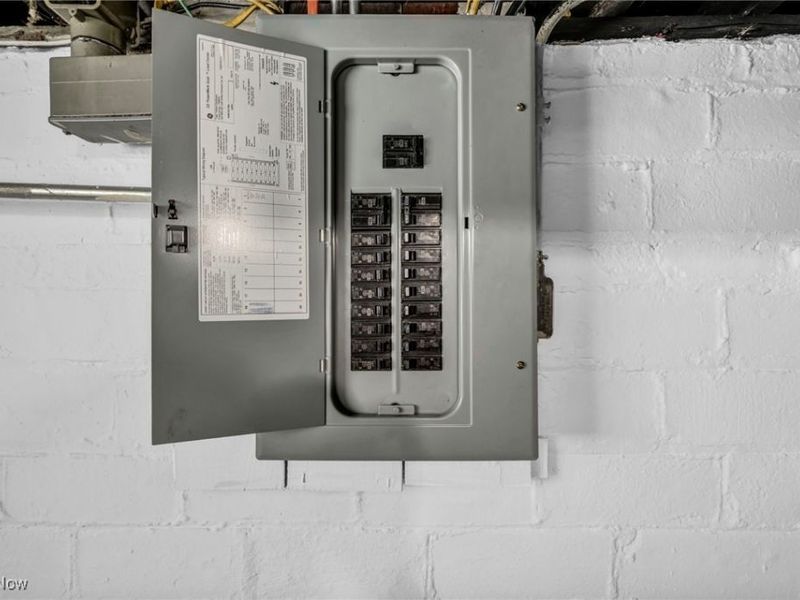 2153 W 106th Street, Cleveland, OH 44102 Photo 30