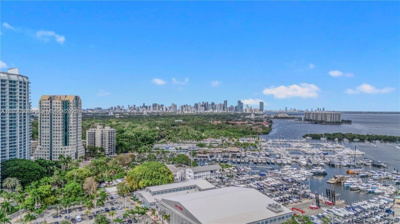 3400 SW 27th Ave, Unit 605, Miami, FL 33133 Photo