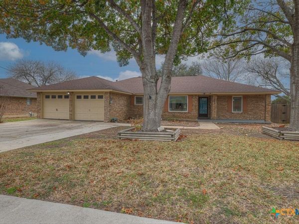 1445 Devin Drive, New Braunfels, TX 78130