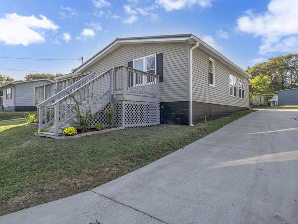 403 Carpenter St, Mount Pleasant, TN 38474