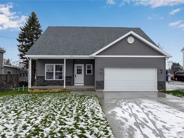 5200 Berg Road, Buffalo, NY 14218