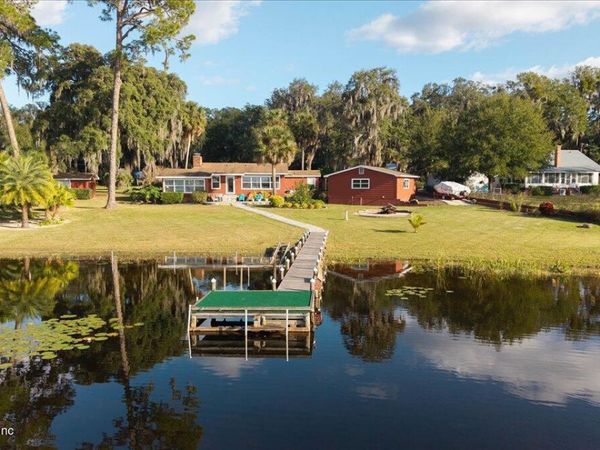 802 LEMON Avenue, Crescent City, FL 32112