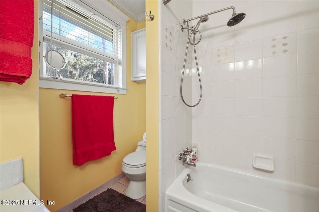 802 Lemon Avenue, Crescent City, FL 32112 Photo