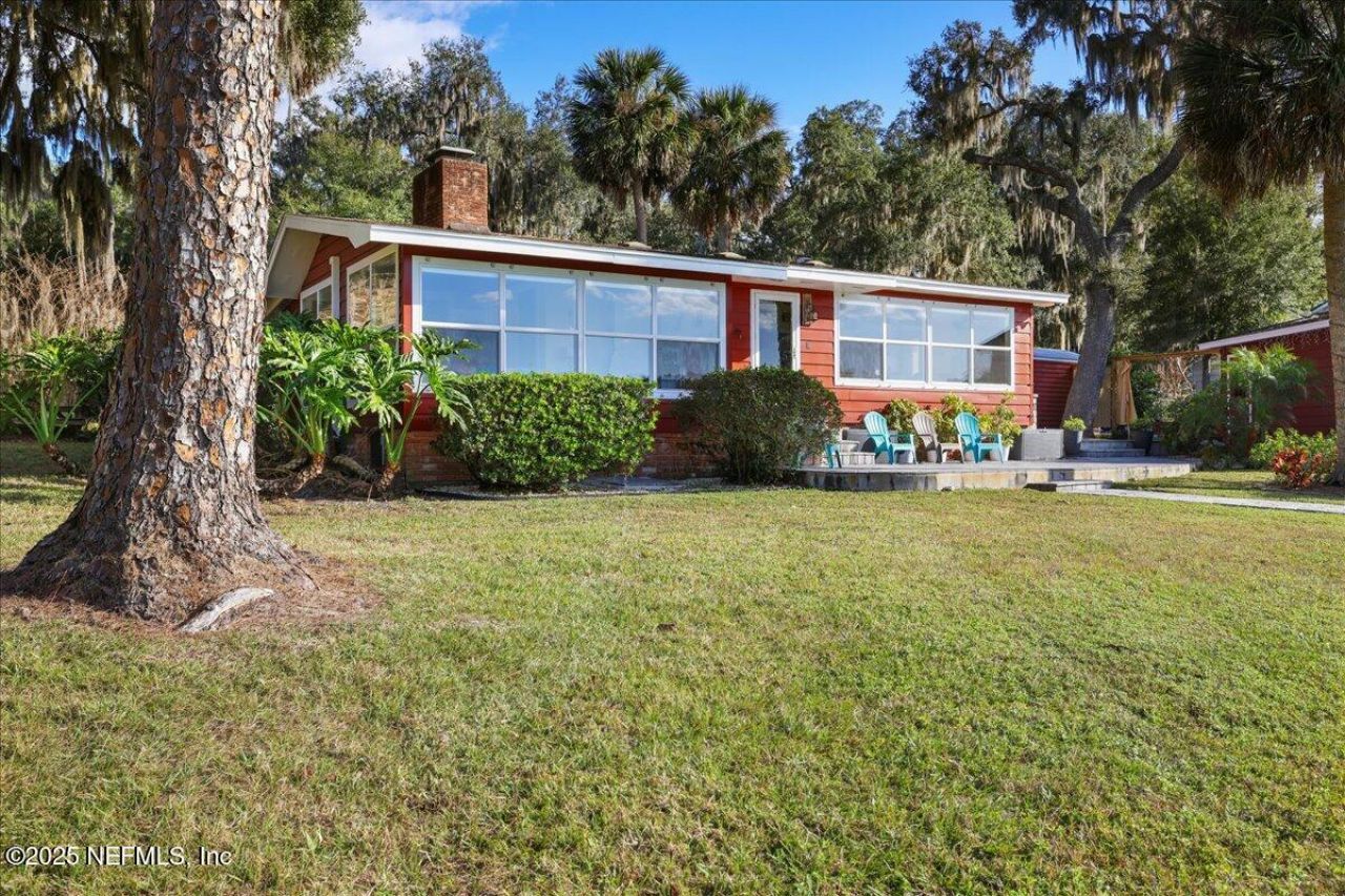 802 Lemon Avenue, Crescent City, FL 32112 Photo