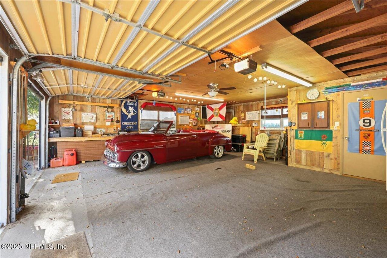 802 Lemon Avenue, Crescent City, FL 32112 Photo