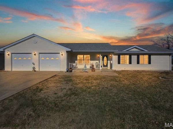 50 Swan Lane, Farmington, MO 63640