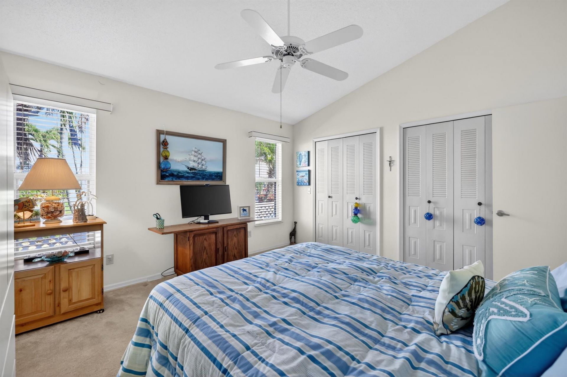 2540 SE Tropical East Circle E, Port Saint Lucie, FL 34952 Photo