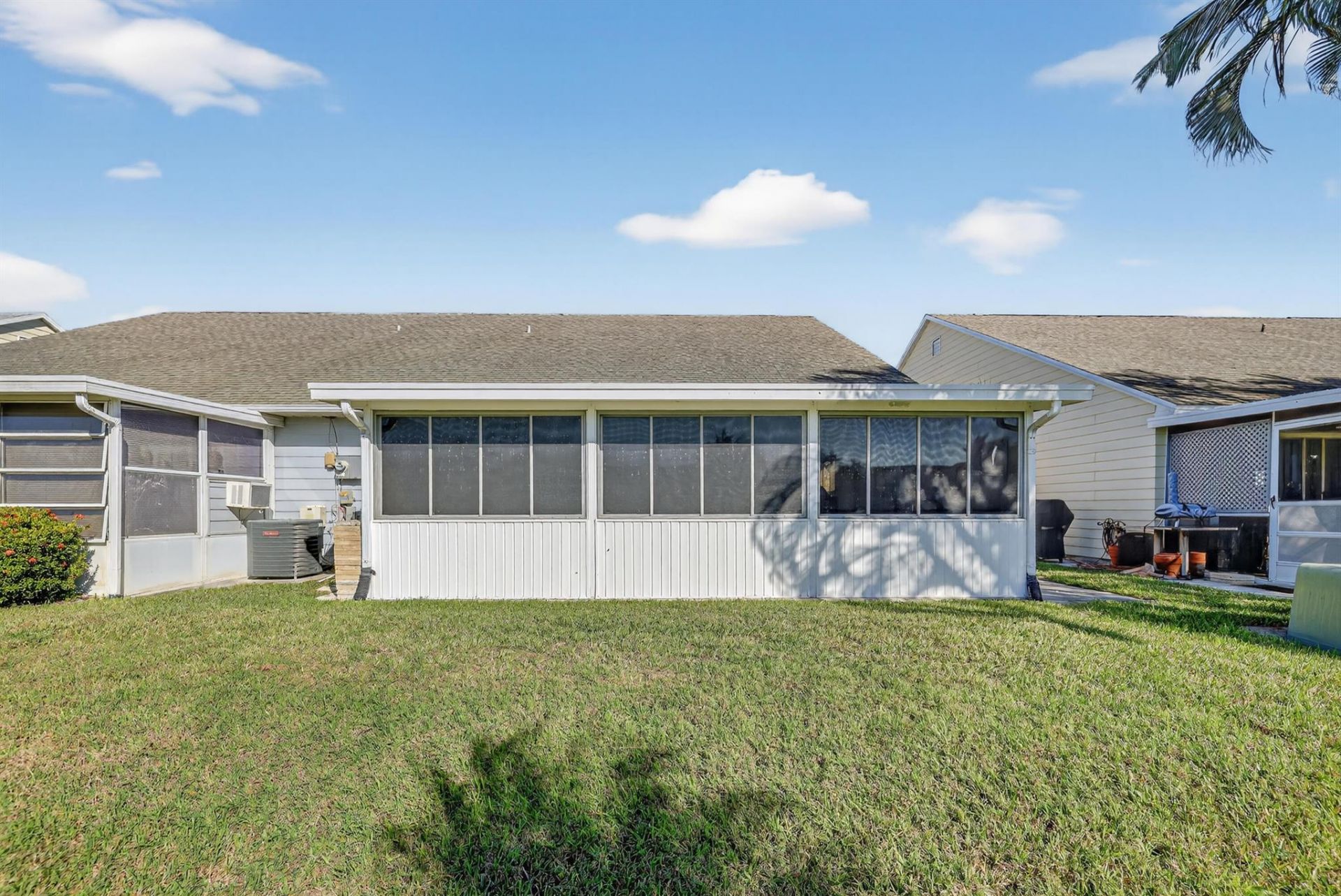 2540 SE Tropical East Circle E, Port Saint Lucie, FL 34952 Photo