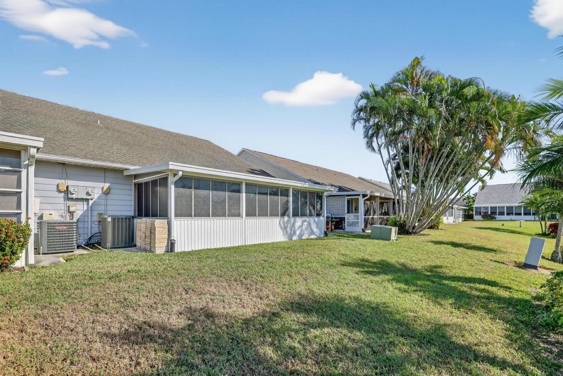 2540 SE Tropical East Circle E, Port Saint Lucie, FL 34952 Photo