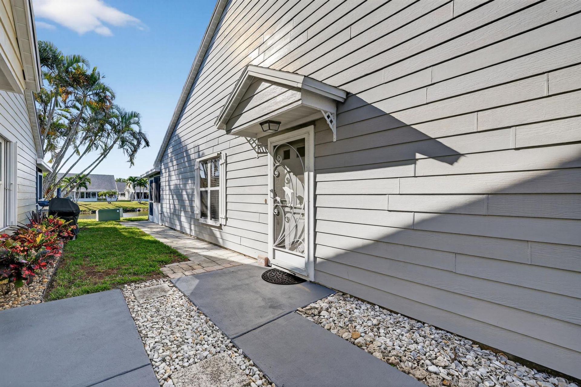 2540 SE Tropical East Circle E, Port Saint Lucie, FL 34952 Photo