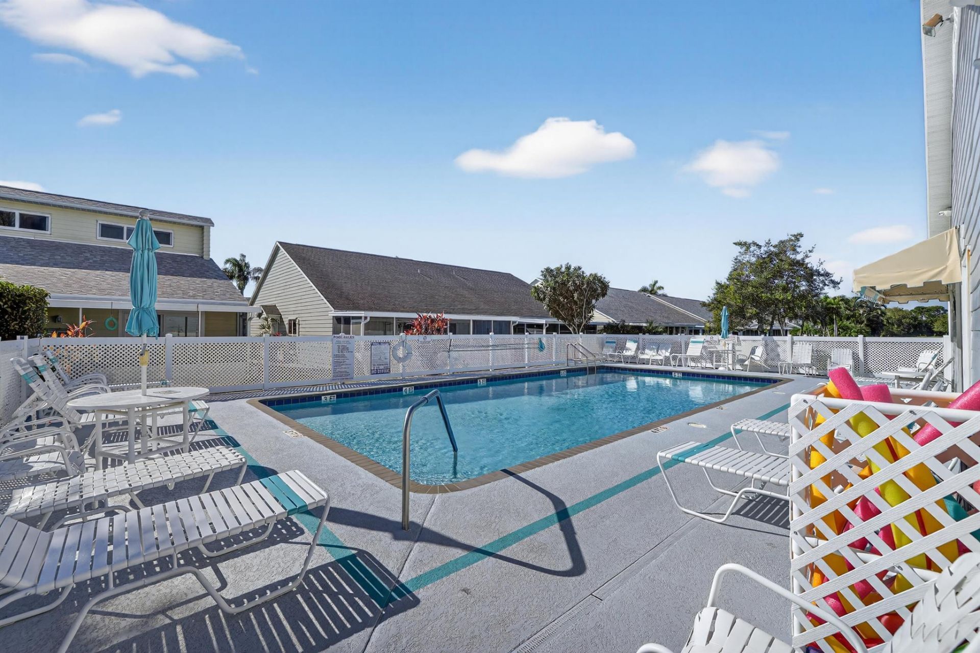 2540 SE Tropical East Circle E, Port Saint Lucie, FL 34952 Photo