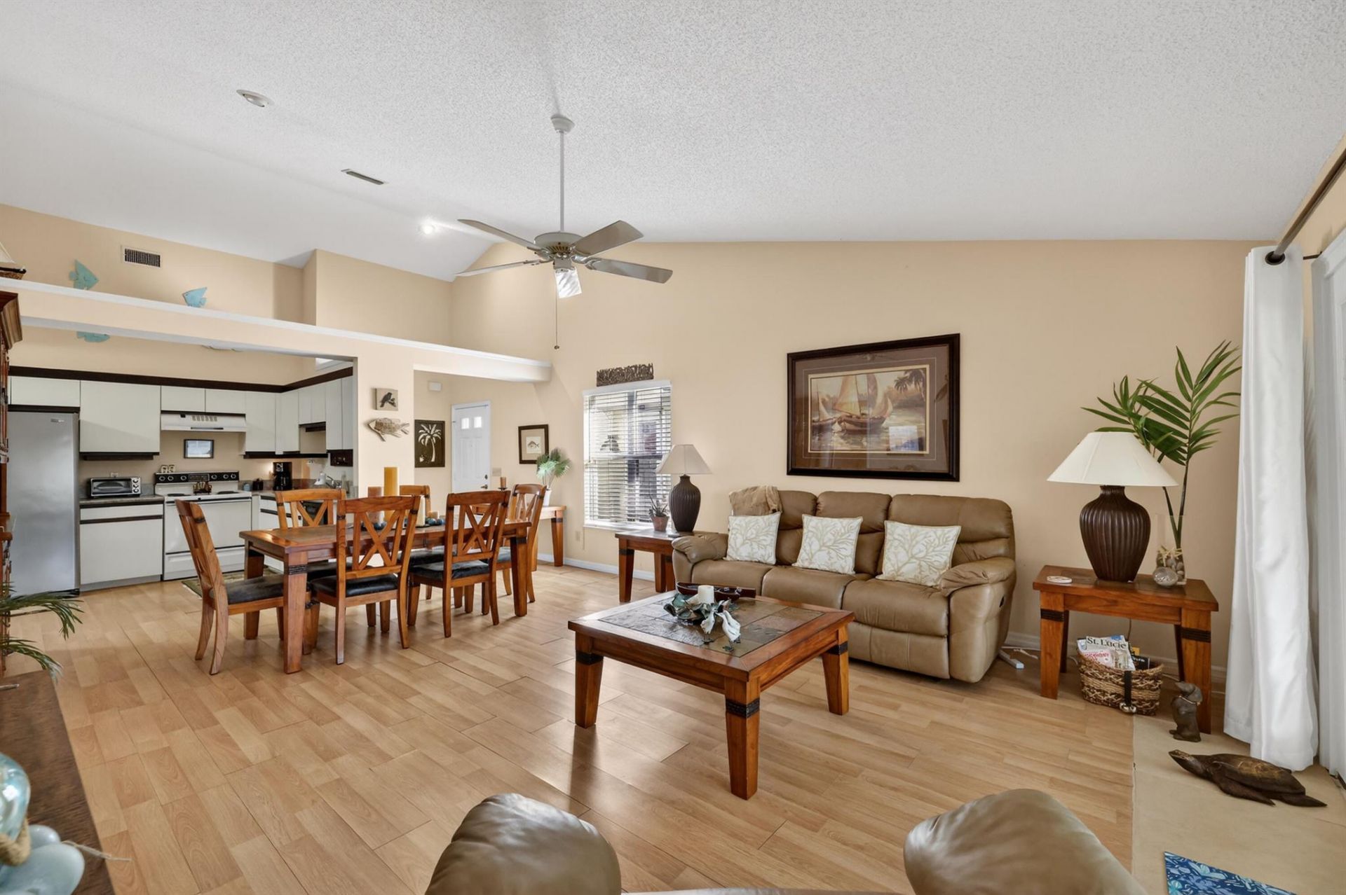 2540 SE Tropical East Circle E, Port Saint Lucie, FL 34952 Photo