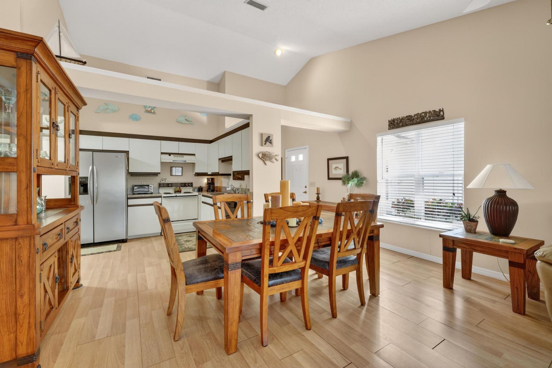 2540 SE Tropical East Circle E, Port Saint Lucie, FL 34952 Photo