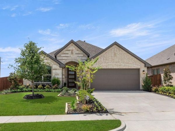 114 Emperor Oak Court, Balch Springs, TX 75181