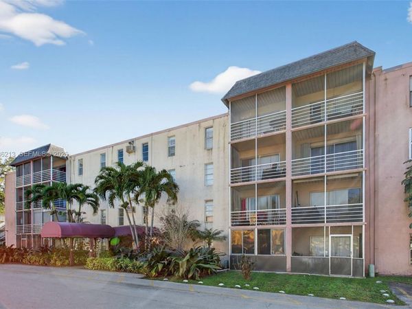 2800 NW 56th Ave, Unit C408, Lauderhill, FL 33313