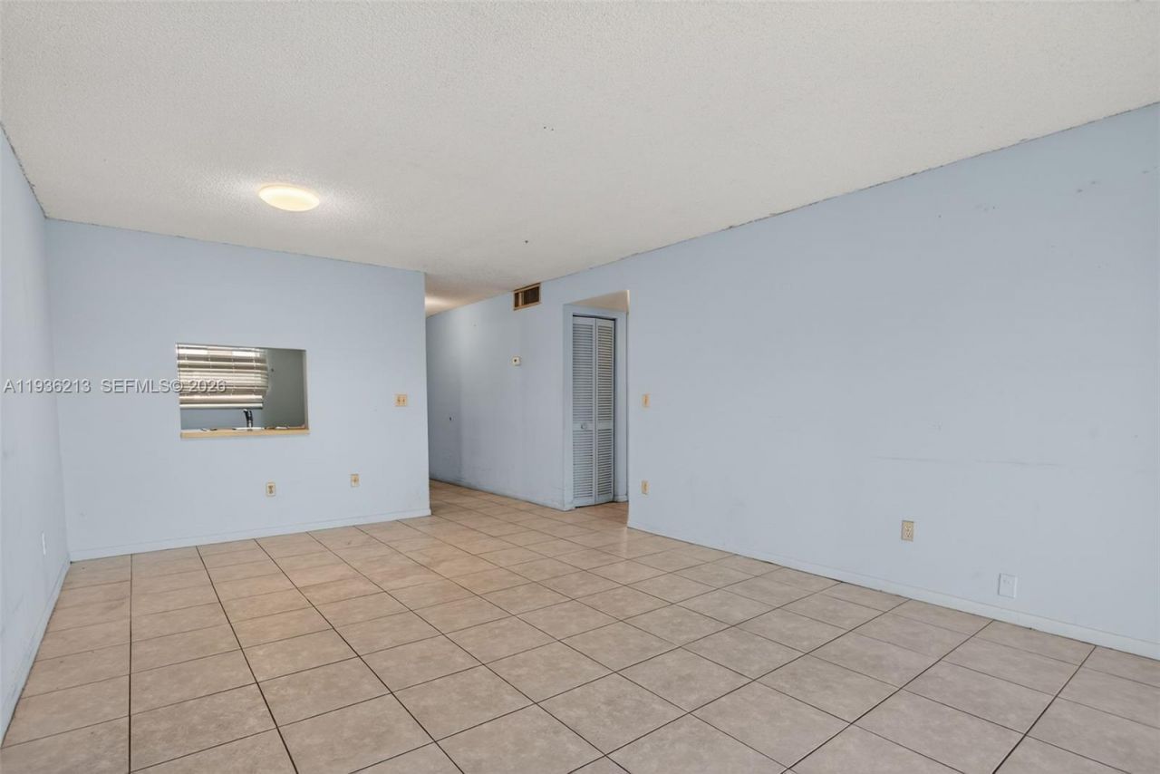 2800 NW 56th Ave, Unit C408, Lauderhill, FL 33313 Photo