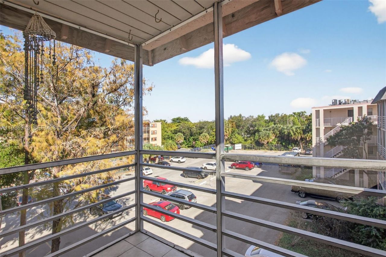 2800 NW 56th Ave, Unit C408, Lauderhill, FL 33313 Photo