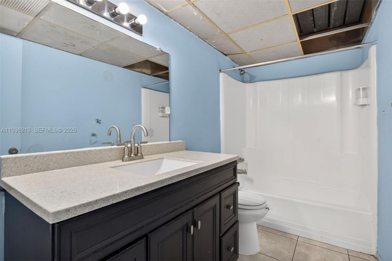 2800 NW 56th Ave, Unit C408, Lauderhill, FL 33313 Photo