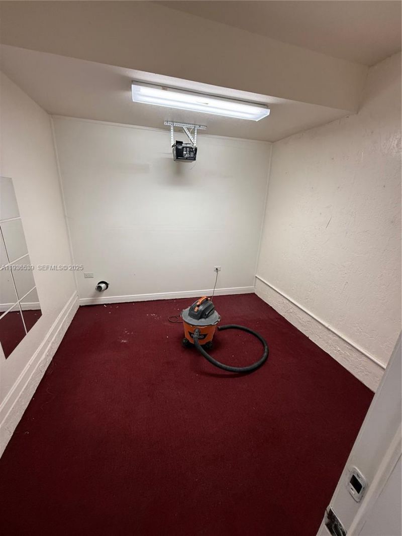 904 SW 154th Path, Miami, FL 33194 Photo