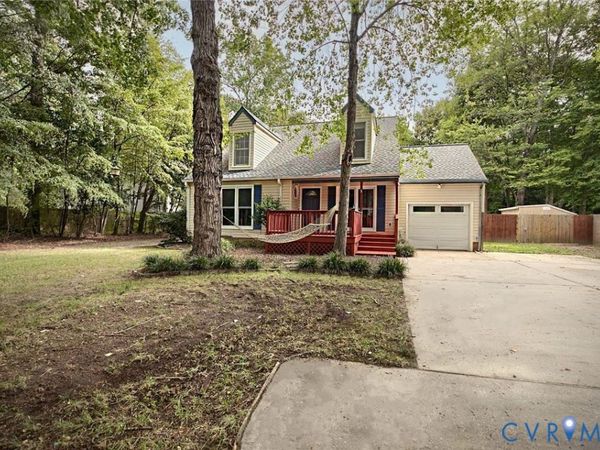 7107 Lord Carrington Drive, Gloucester, VA 23061