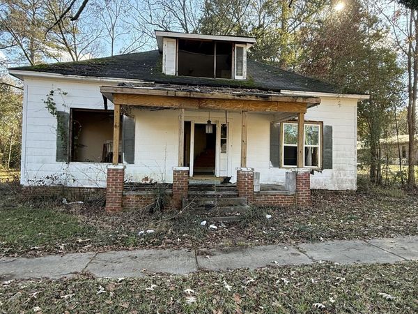 2510 W Roane Avenue, Eupora, MS 39744