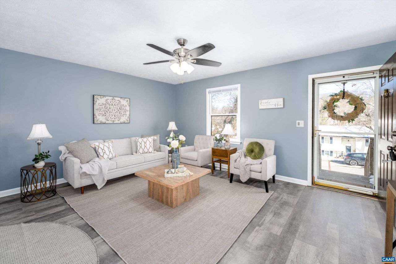 1424 B St, Waynesboro, VA 22980 Main Photo