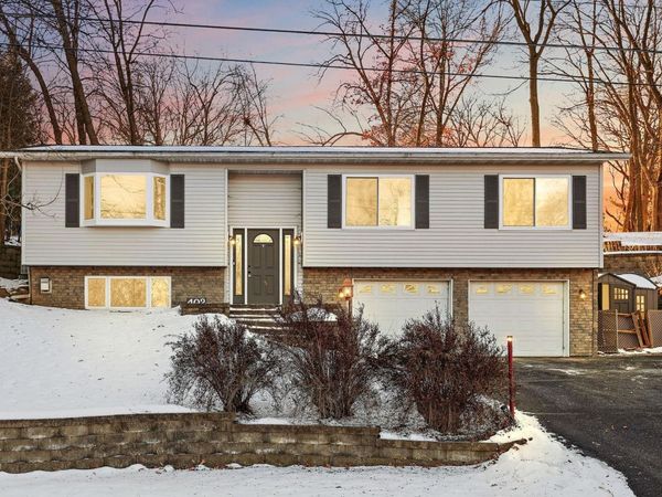 402 25th Street SW, Rochester, MN 55902