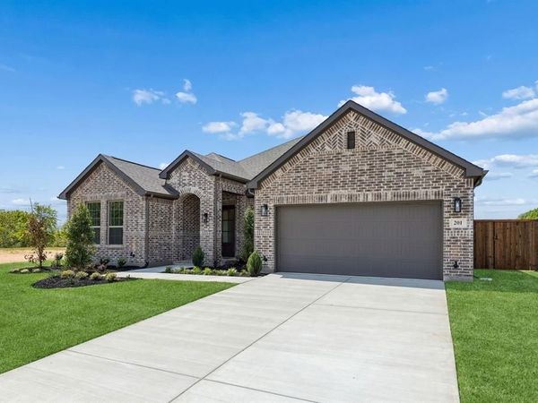 201 Cross Timbers Street, Azle, TX 76020