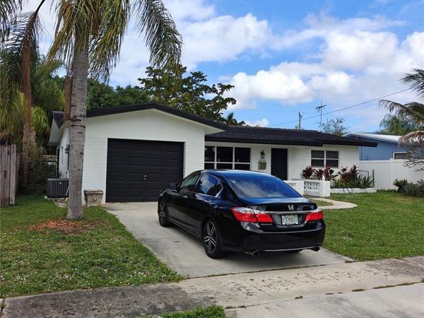 4223 Van Buren St, Hollywood, FL 33021