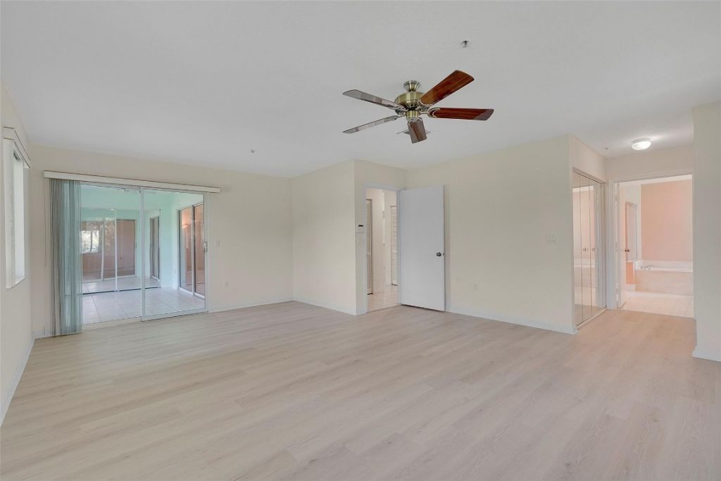 5876 Regal Glen Drive, Unit 201, Boynton Beach, FL 33437 Photo