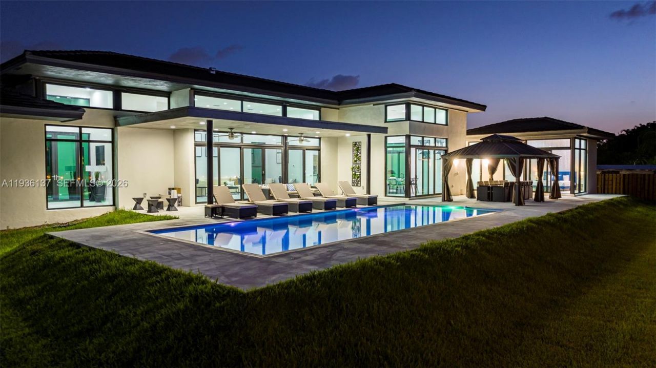 11911 NW 2 St, Plantation, FL 33325 Photo