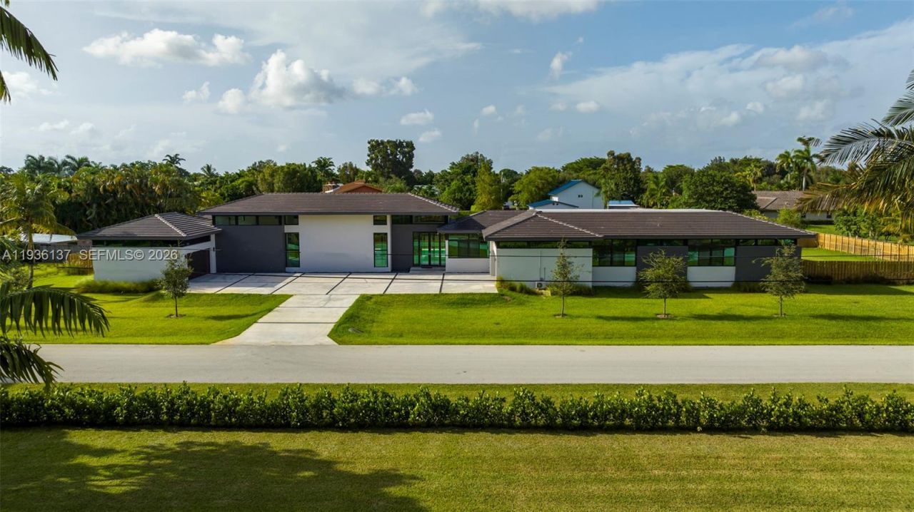 11911 NW 2 St, Plantation, FL 33325 Photo