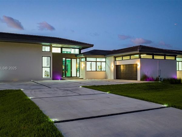 11911 NW 2nd St, Unit ., Plantation, FL 33325