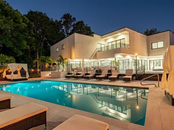 11861 NW 4th St, Plantation, FL 33325