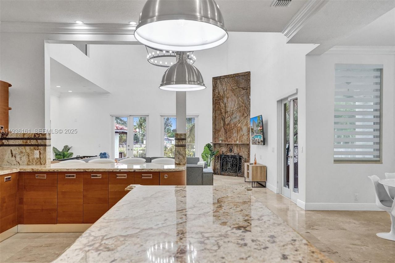 1430 NW 114th Ave, Plantation, FL 33323 Photo