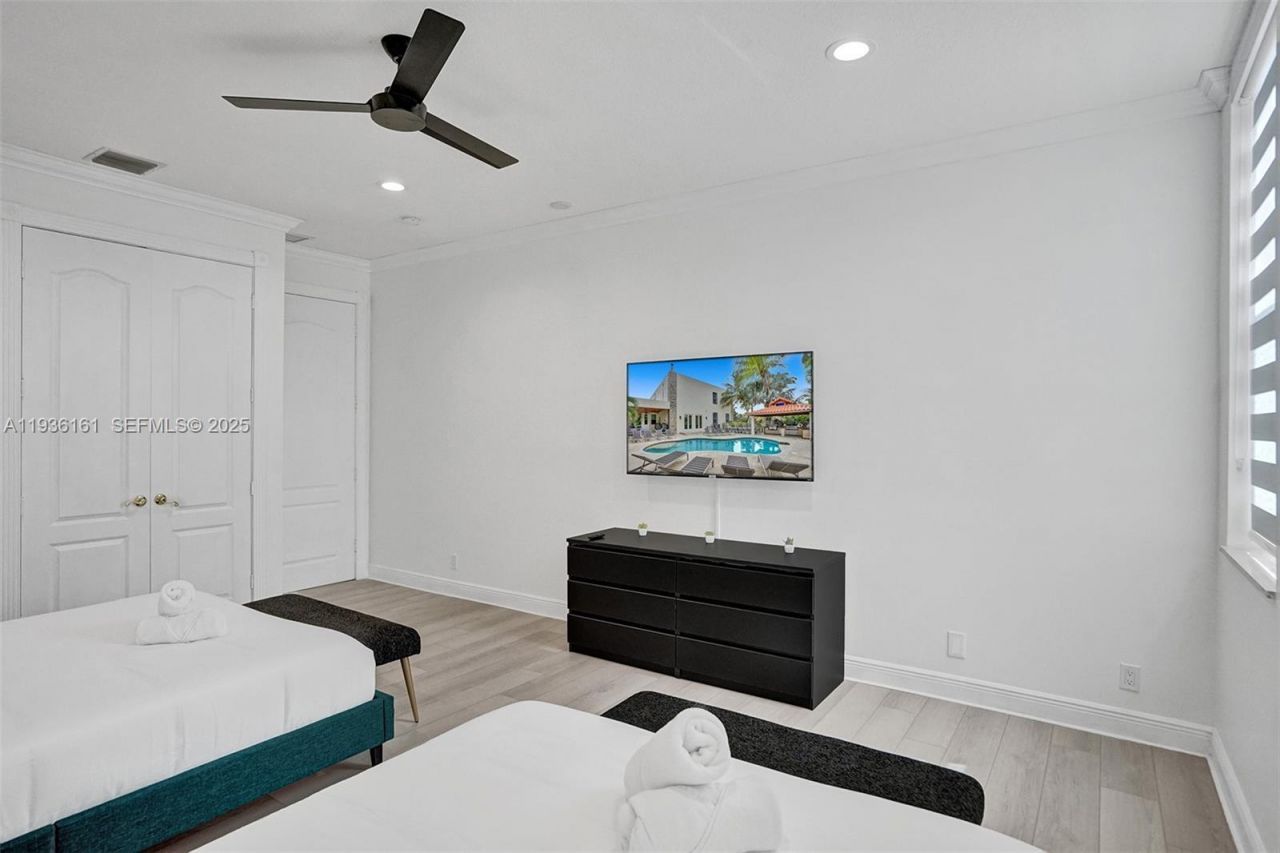 1430 NW 114th Ave, Plantation, FL 33323 Photo