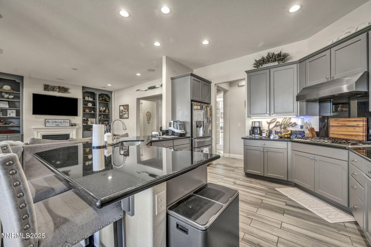 309 Coyote Crossing, Sparks, NV 89441 Photo