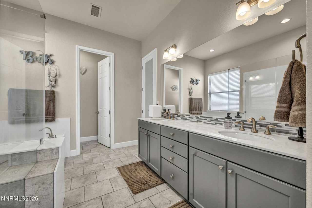 309 Coyote Crossing, Sparks, NV 89441 Photo