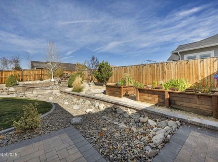 309 Coyote Crossing, Sparks, NV 89441 Photo